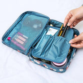 شنطة مكياج صغيرة عملية من القماش بتصميم مميز - ازرق - KSA